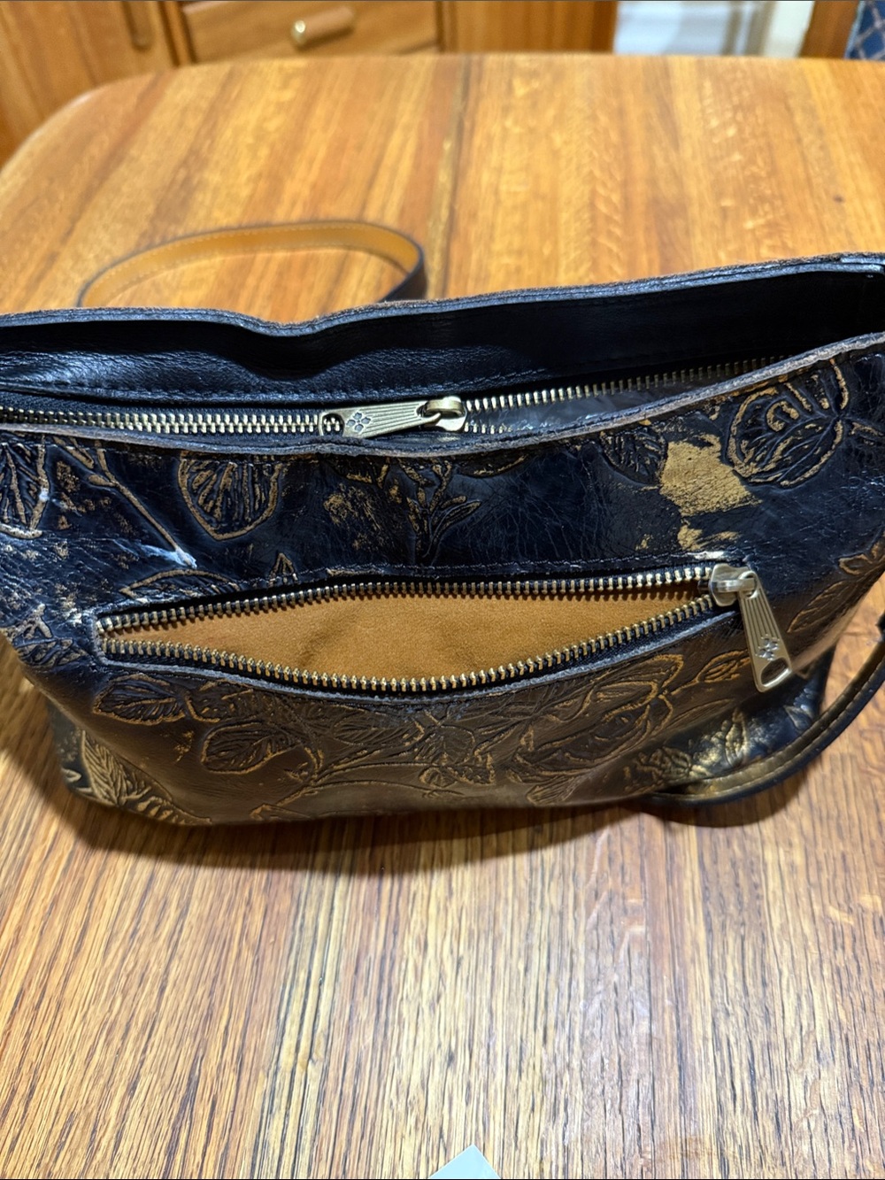 Patricia Nash Black Leather Embossed Crossbody with Gold Trim - Picture 10 of 11